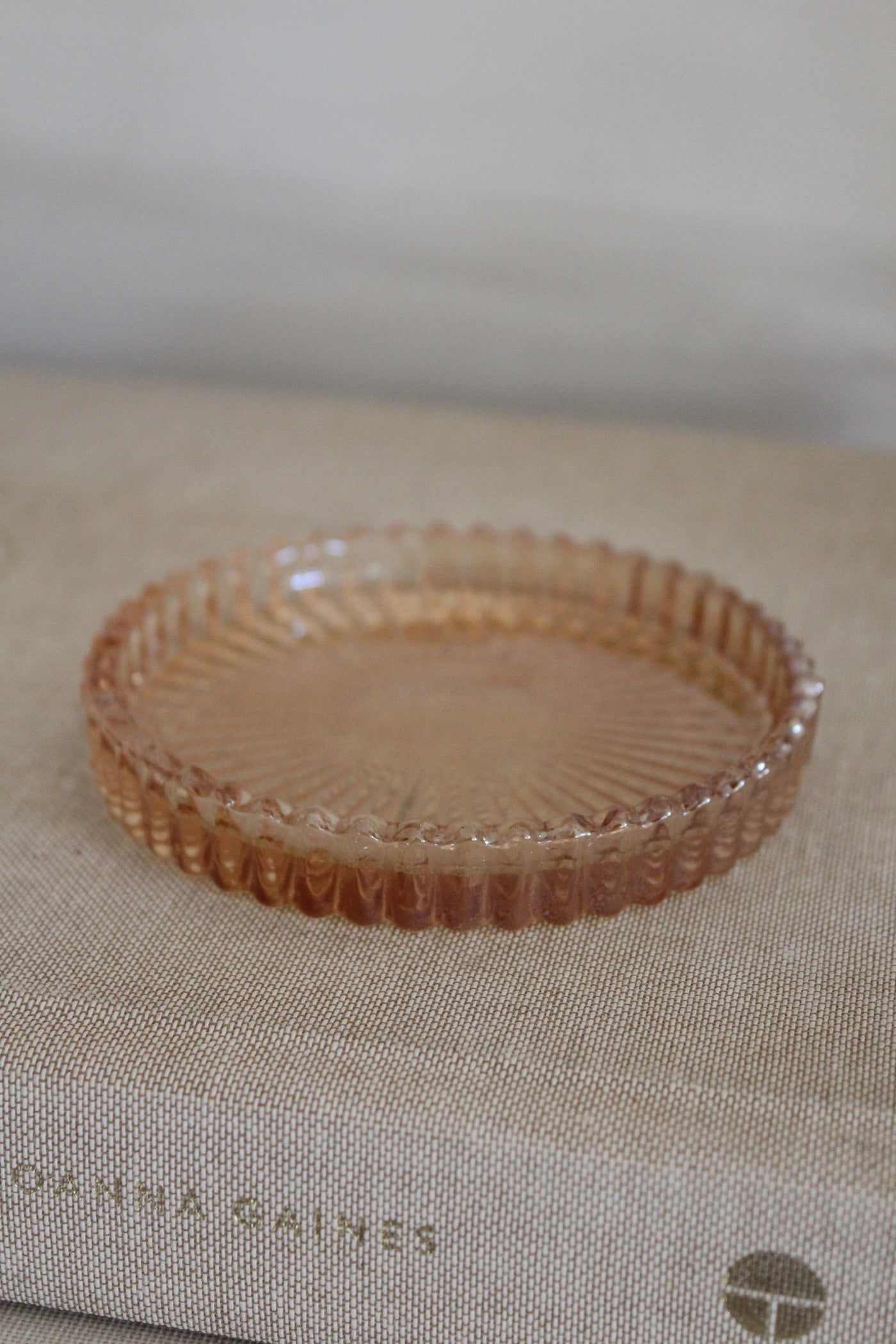 GLASS CANDLE HOLDER (AMBER)