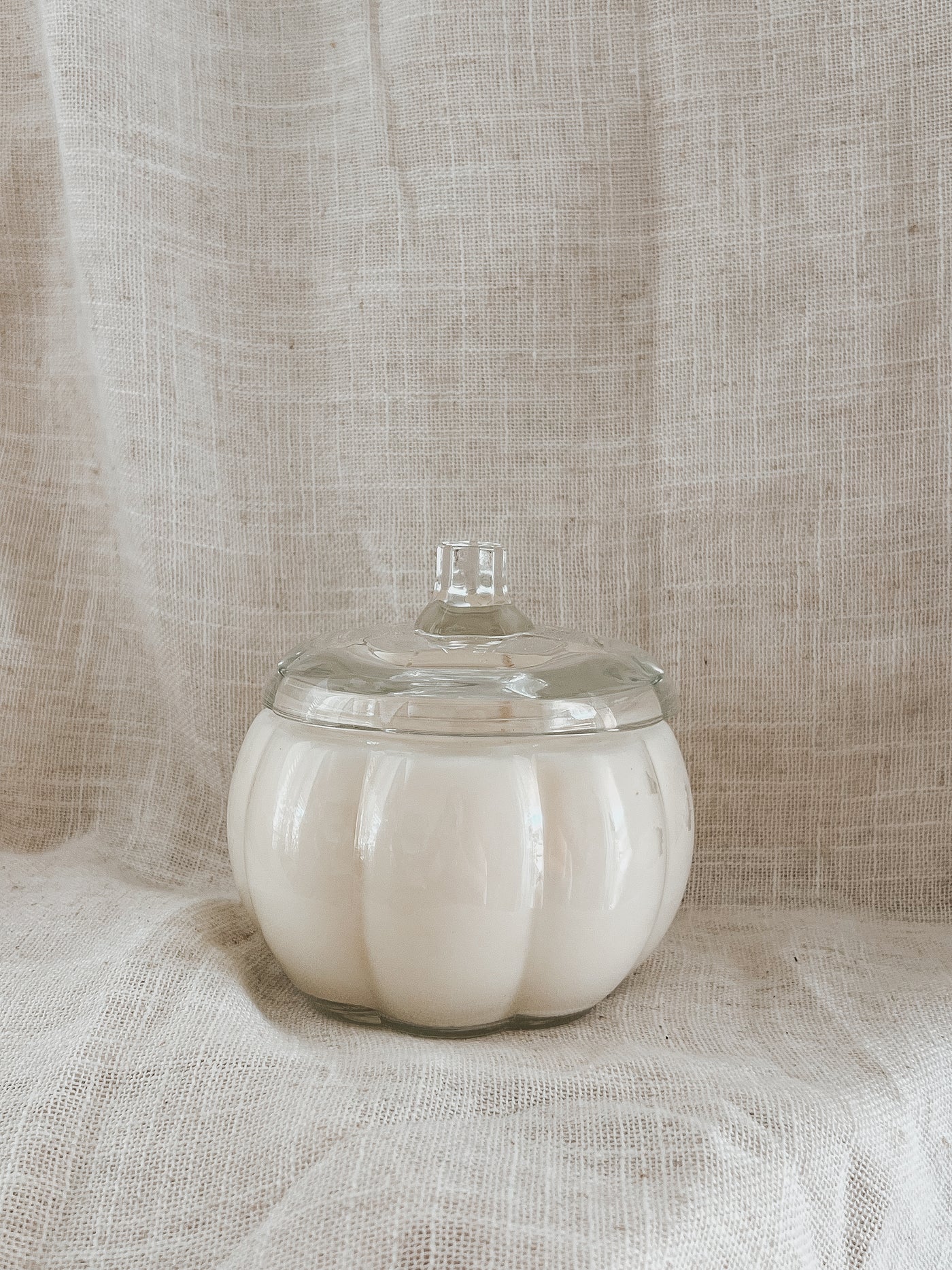 GLASS PUMPKIN CANDLE